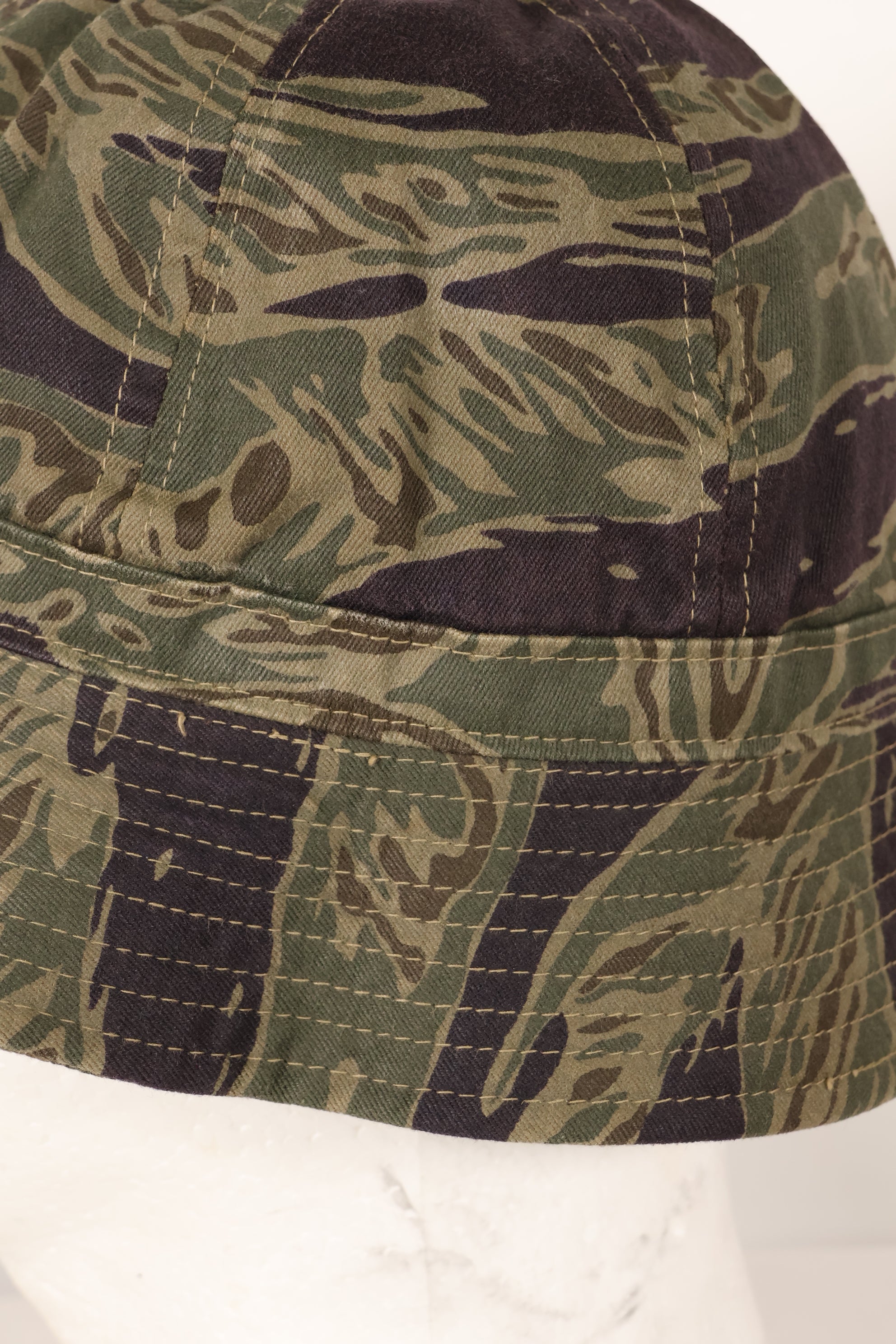 大阪 MASH製　M　シルバータイガーストライプ　ビーチボールハット　改造あり　中古品　