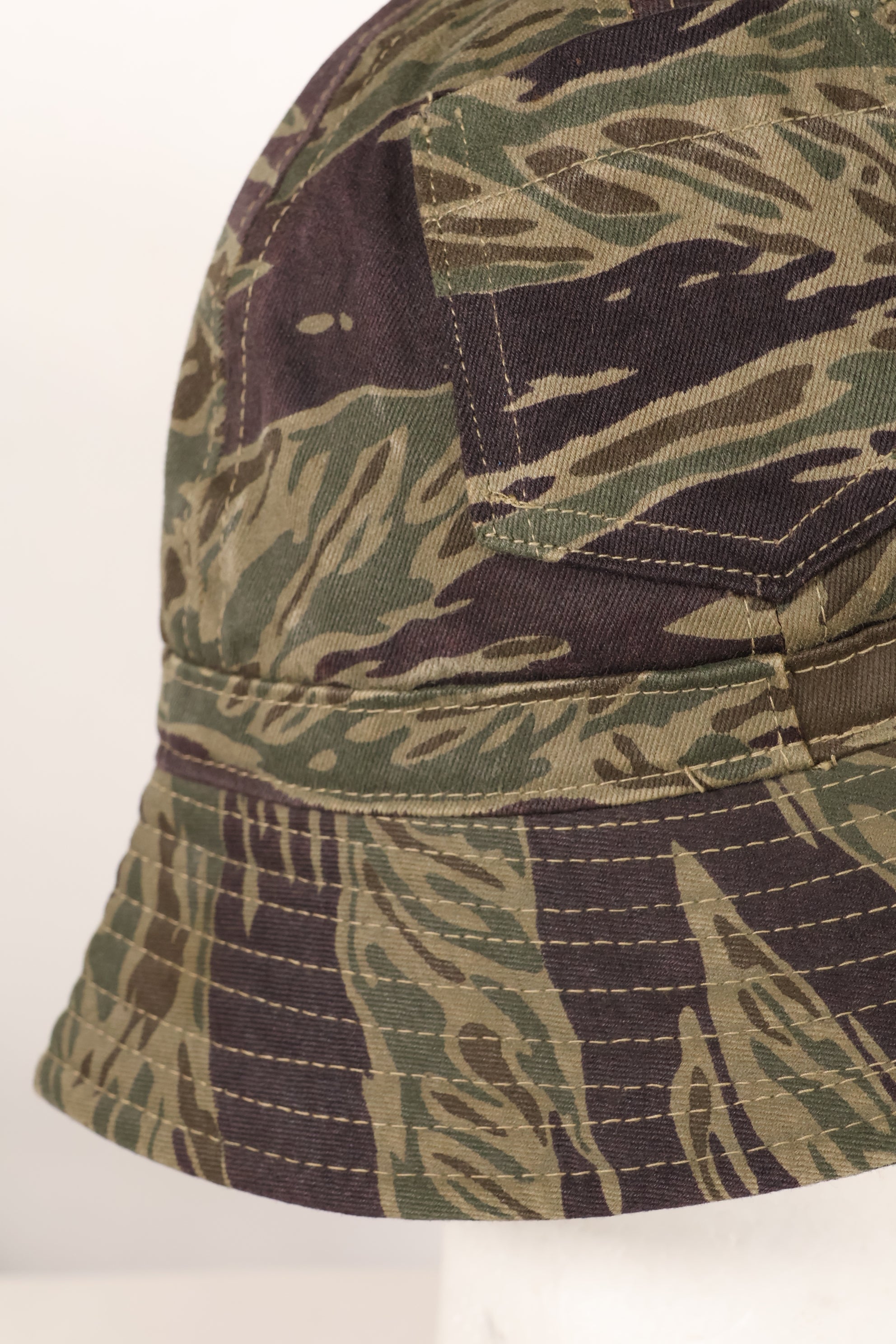 大阪 MASH製　M　シルバータイガーストライプ　ビーチボールハット　改造あり　中古品　