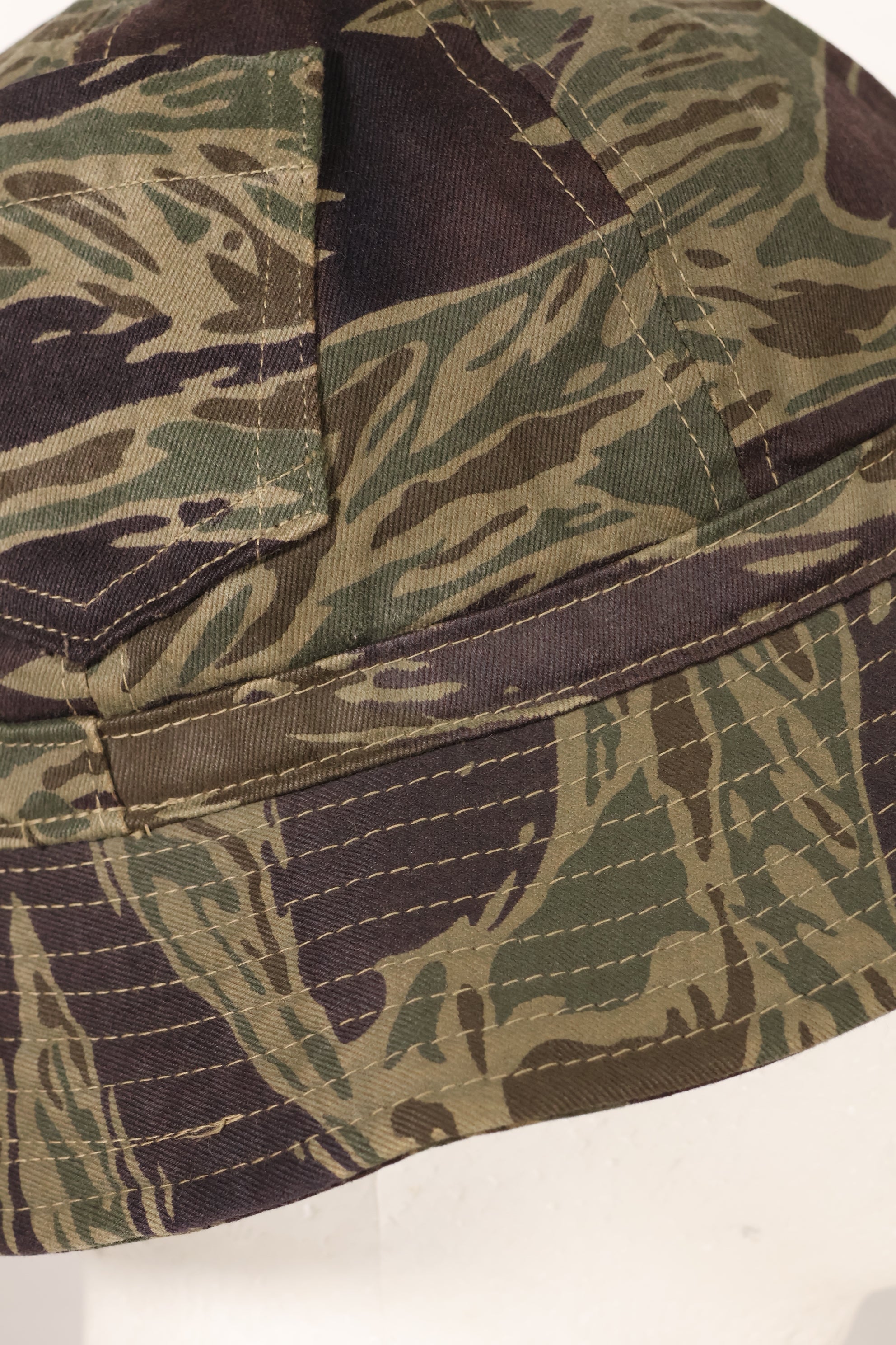 大阪 MASH製　M　シルバータイガーストライプ　ビーチボールハット　改造あり　中古品　