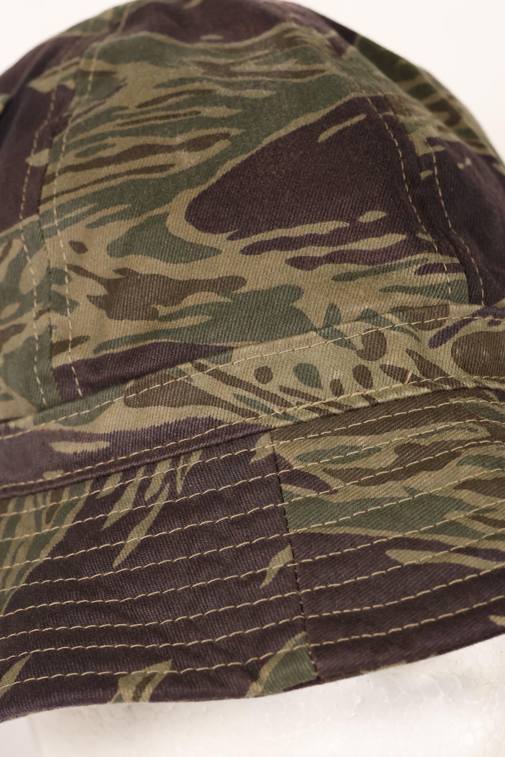 大阪 MASH製　M　シルバータイガーストライプ　ビーチボールハット　改造あり　中古品　