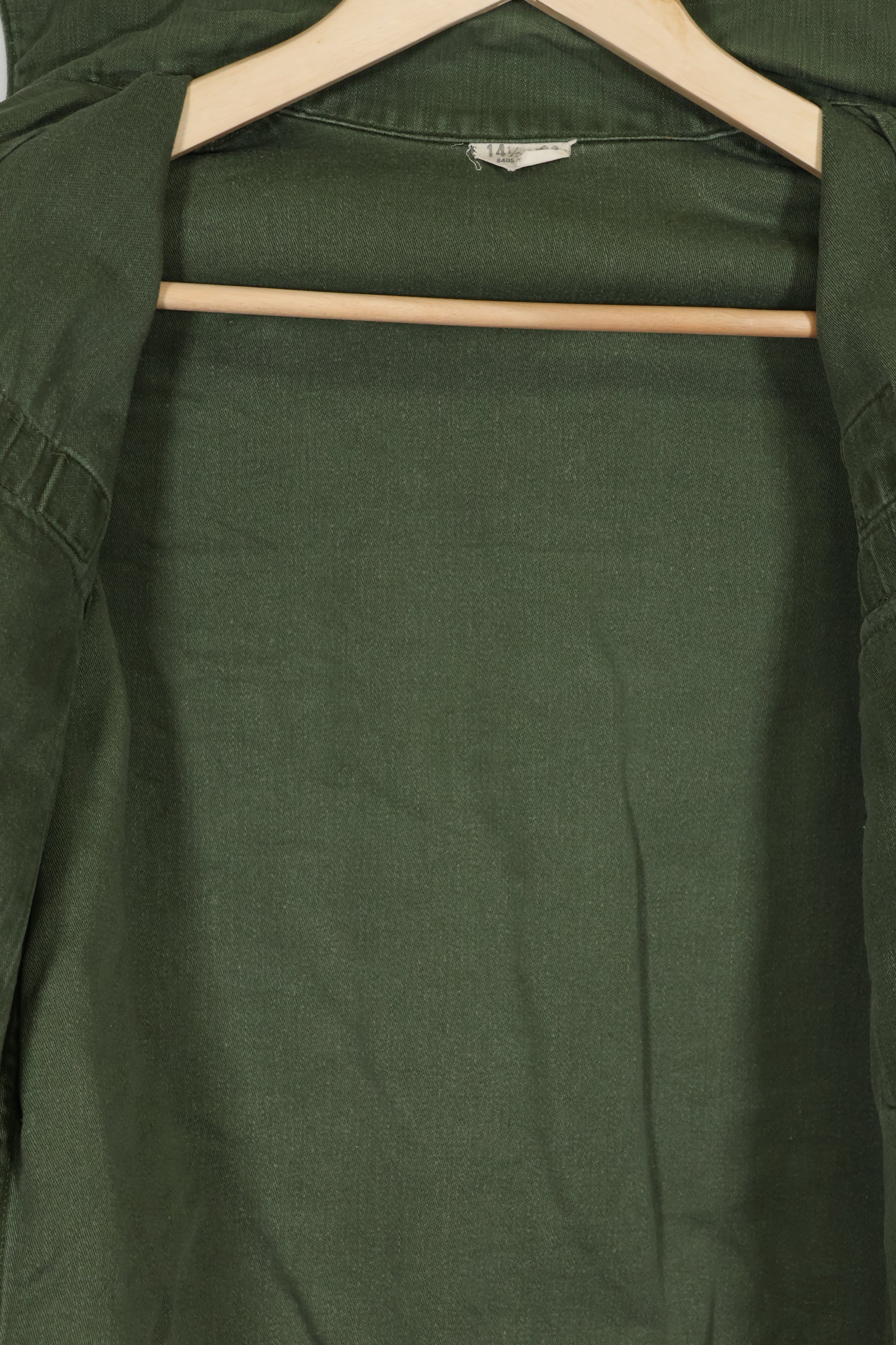 1960年代ロット　OG-107 ユーティリティシャツ　LOCKE　元SF隊員　放出　中古品　カラーパッチ