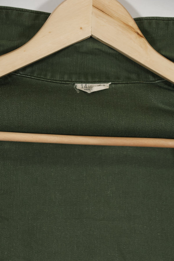 1960年代ロット　OG-107 ユーティリティシャツ　LOCKE　元SF隊員　放出　中古品　カラーパッチ