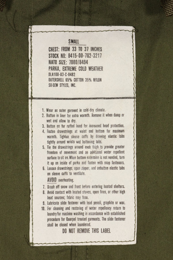 1983年契約　SMALL アメリカ軍　M65 フィールドパーカー　フィッシュテイル　状態良い　中古品