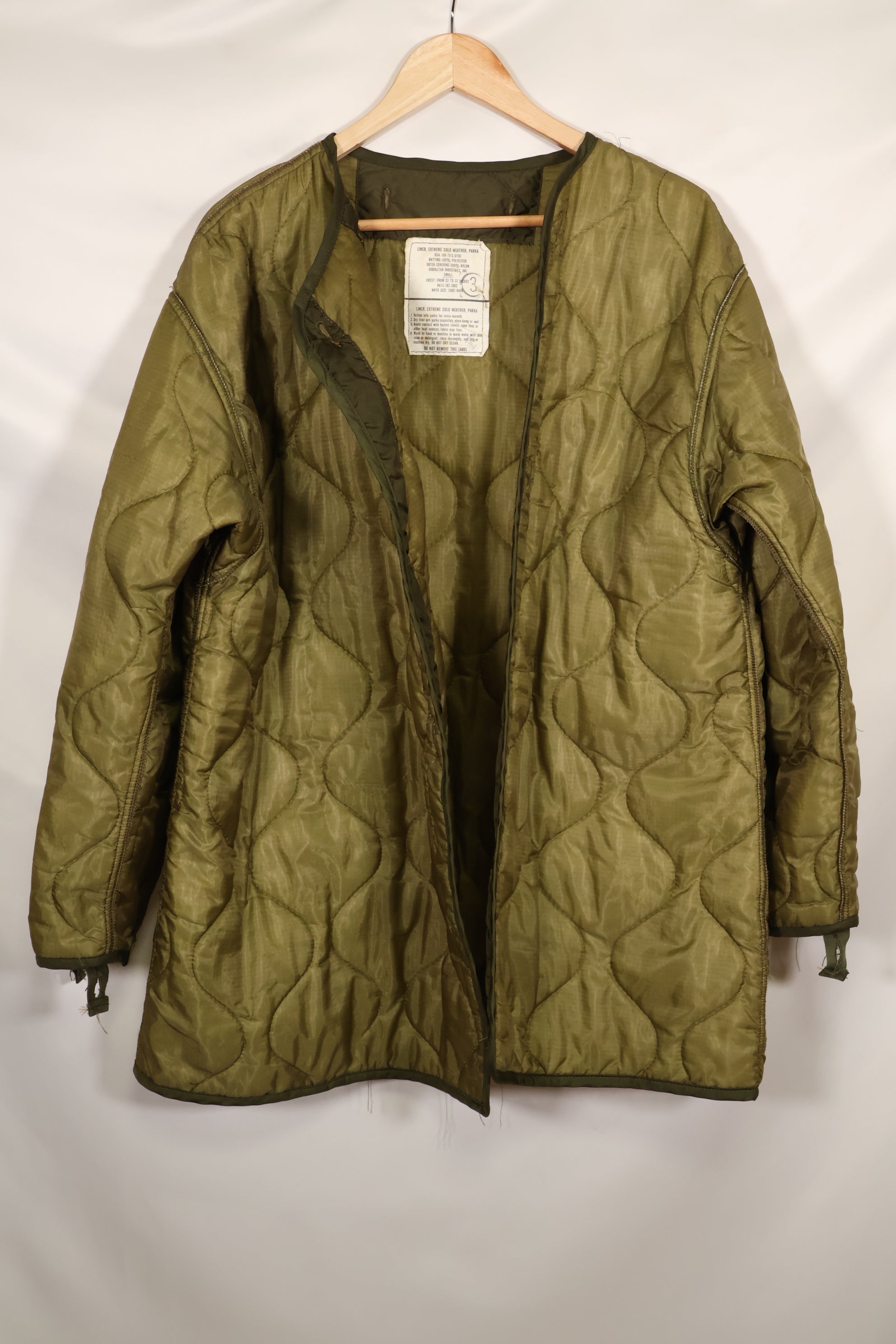 1983年契約　SMALL アメリカ軍　M65 フィールドパーカー　フィッシュテイル　状態良い　中古品