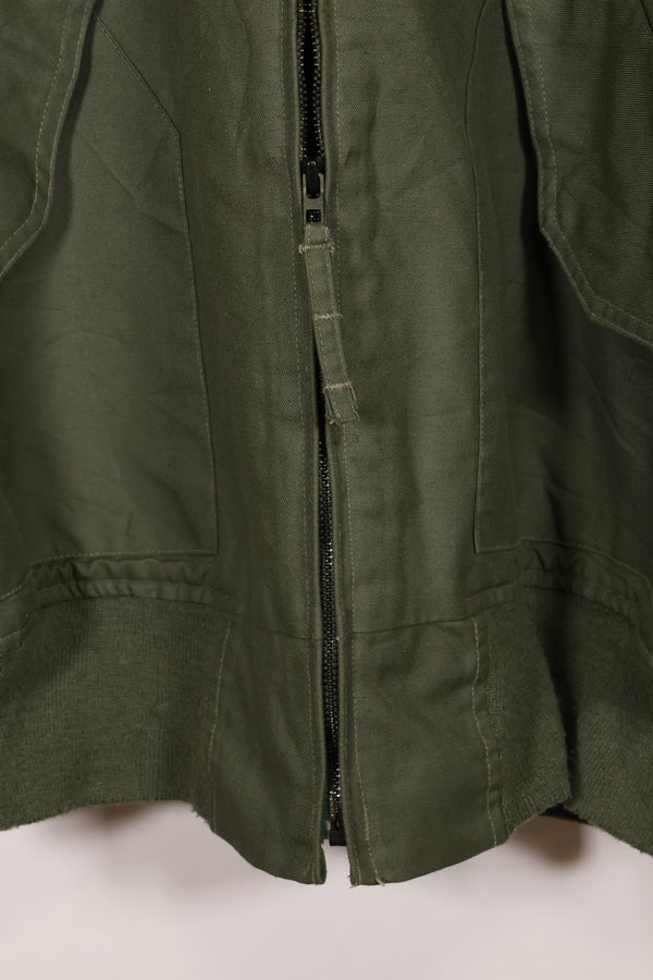 2001 Contract LARGE USAF CWU-36P Flight Jacket in good condition Aramid fiber used