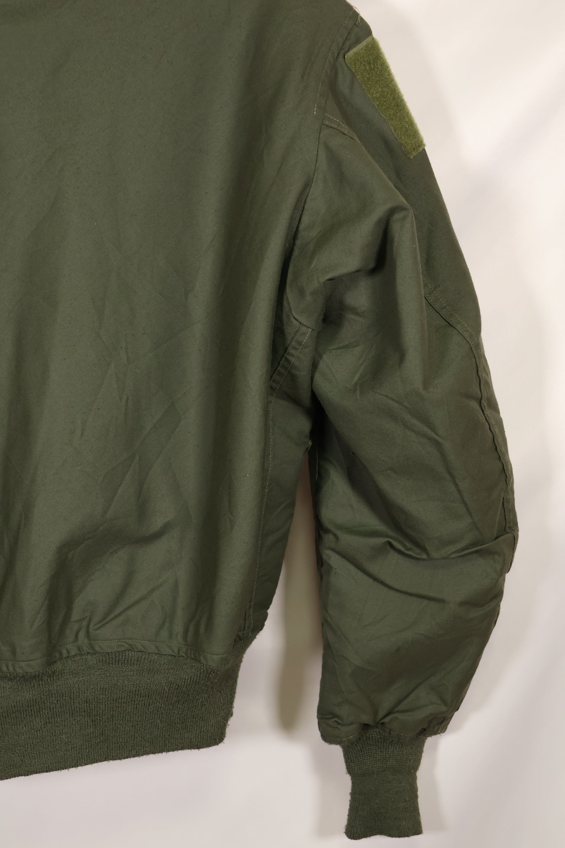 2001 Contract LARGE USAF CWU-36P Flight Jacket in good condition Aramid fiber used