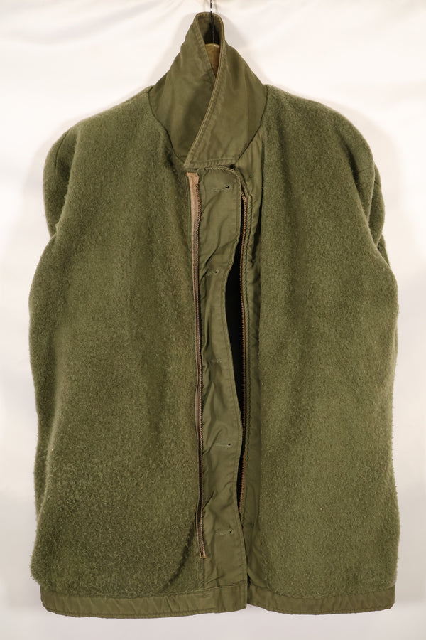 1972 Contract Size M US Navy A-2 Deck Jacket Cold Weather Used