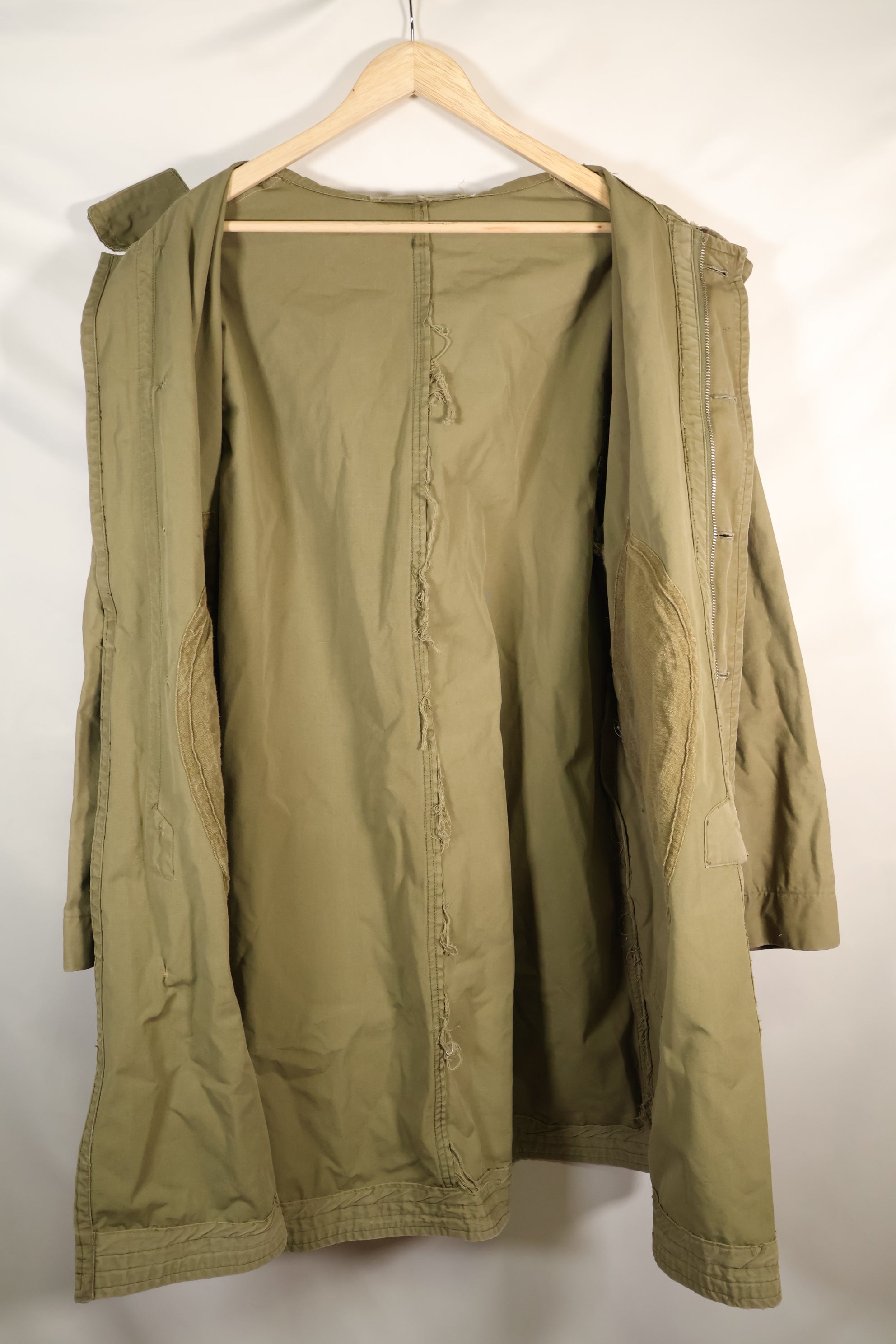 Early 1940s US Army M-41 Field Parka without Mouton Liner, used.