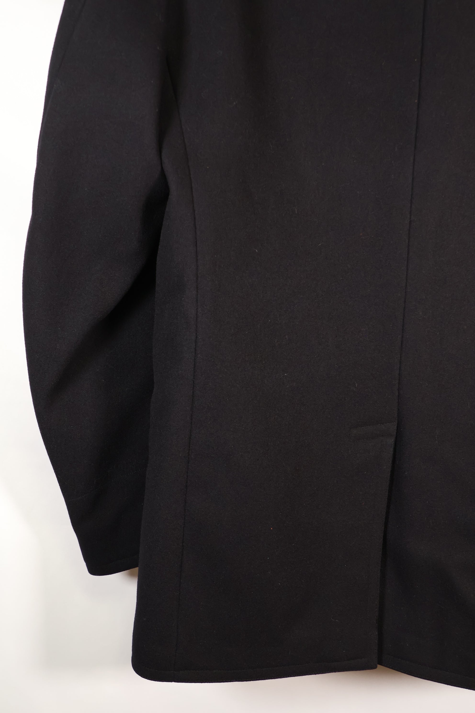 1940's estimated 38 approx. 10 buttons U.S. Navy pea coat in good condition A