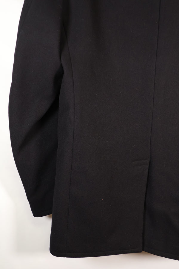 1940's estimated 38 approx. 10 buttons U.S. Navy pea coat in good condition A