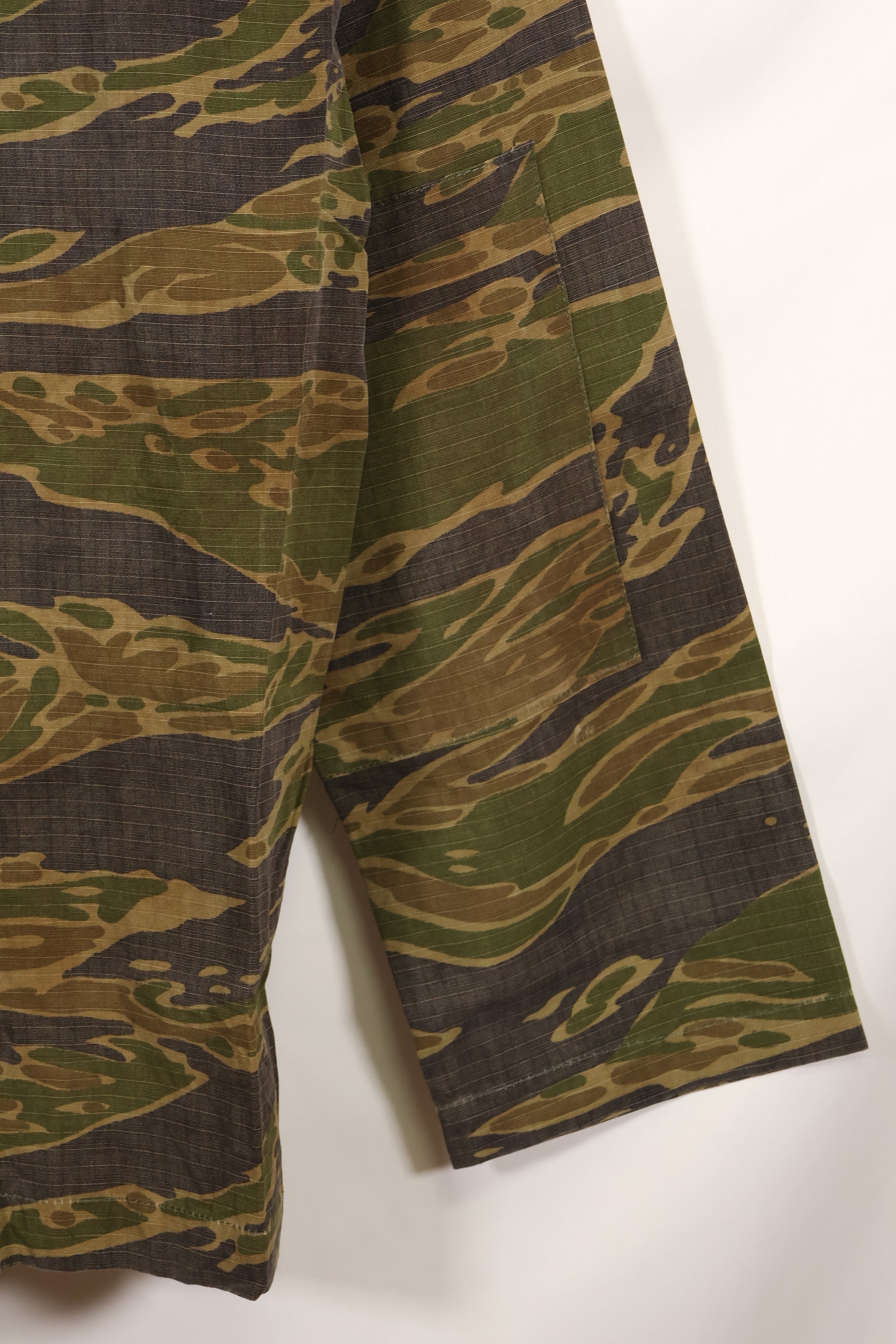 1970年代　南ベトナム海兵隊　タイガーストライプ　シャツ　VNMC 後期 リップストップパターン　中古品　