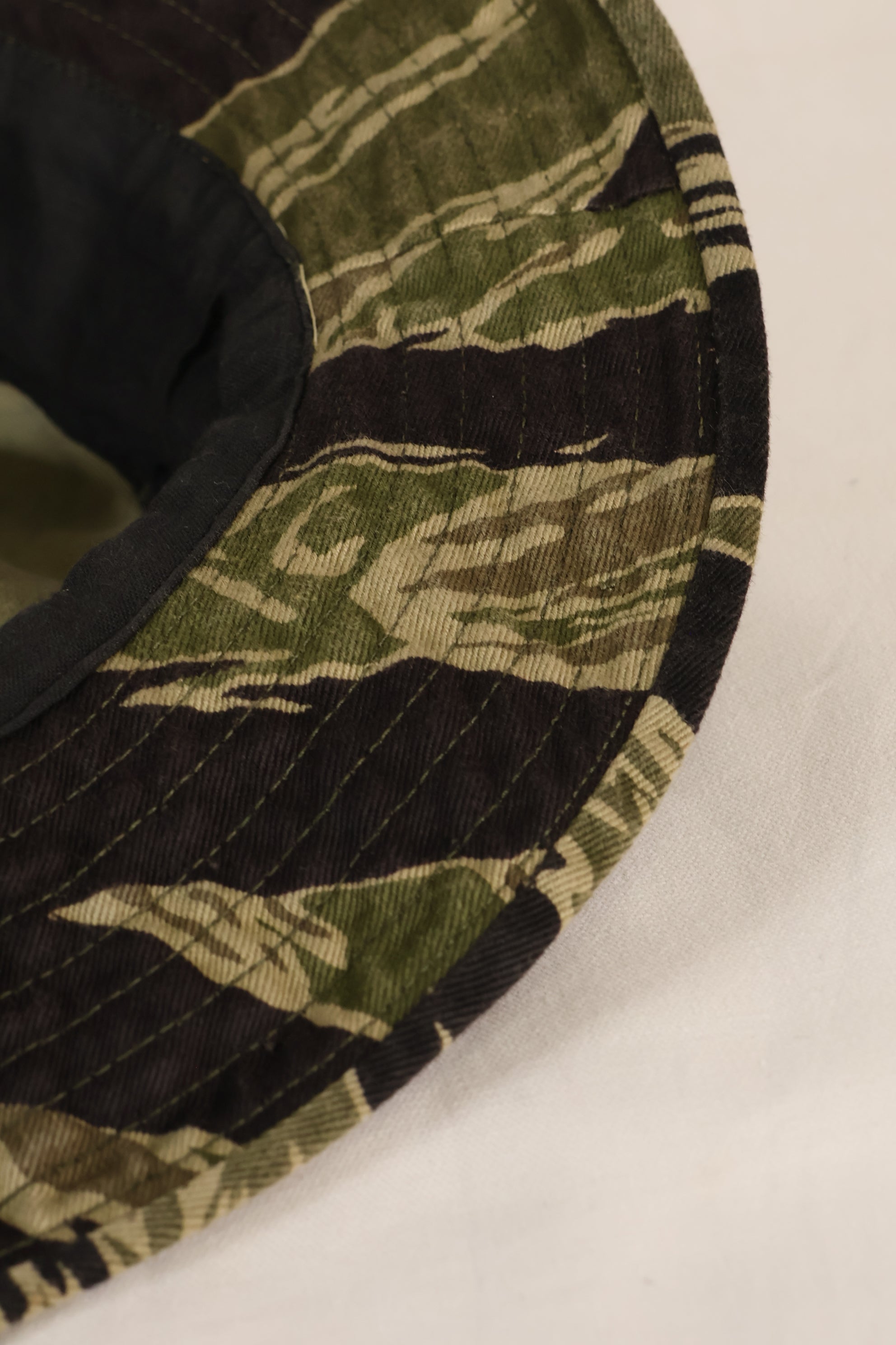 1960s, estimated size M, sewn in Okinawa, CISO cut, Okinawa Tiger boonie hat, used.