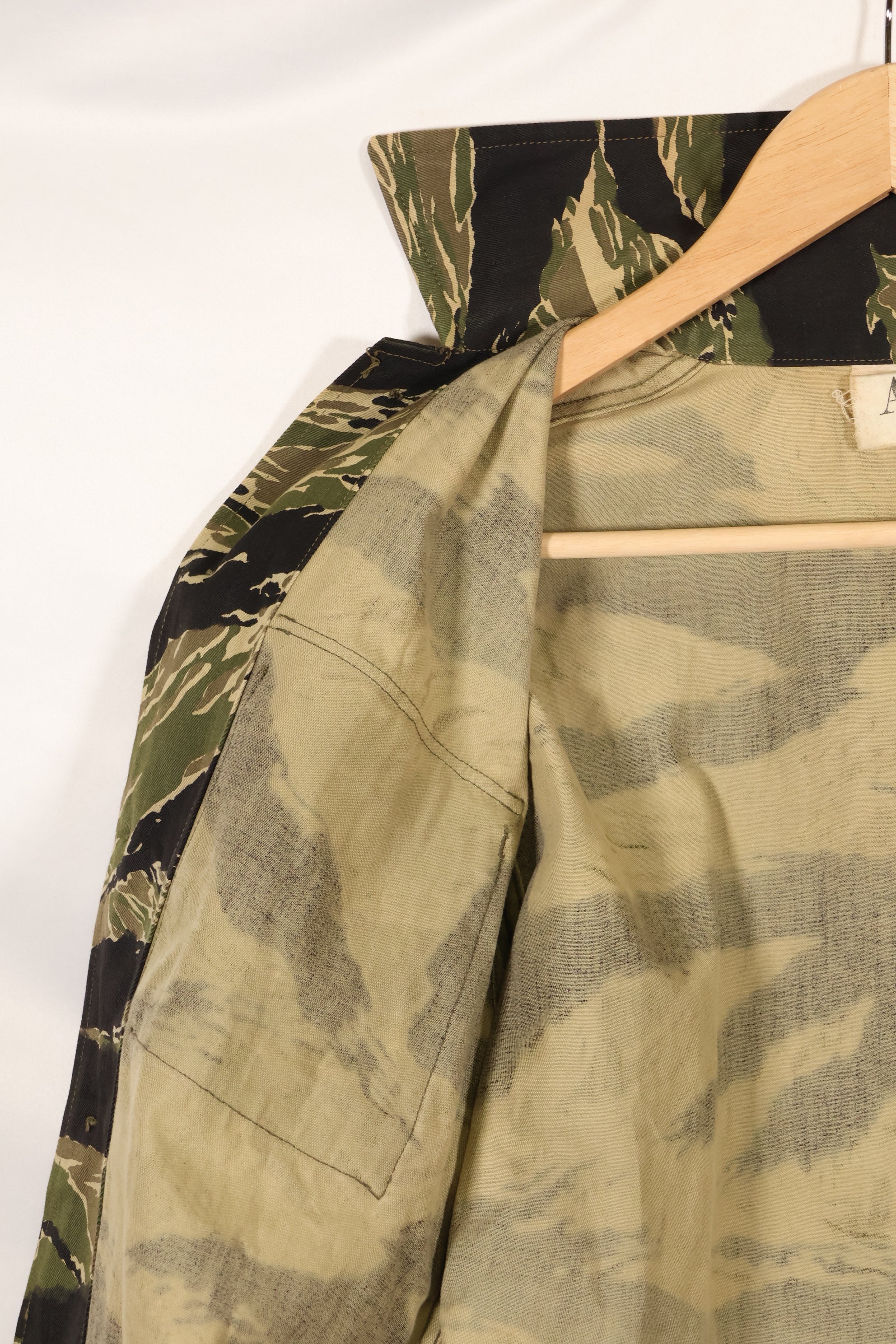 1960年代　デッドストック　A-M　沖縄タイガー　タイガーストライプ　シャツ　Asian Cut