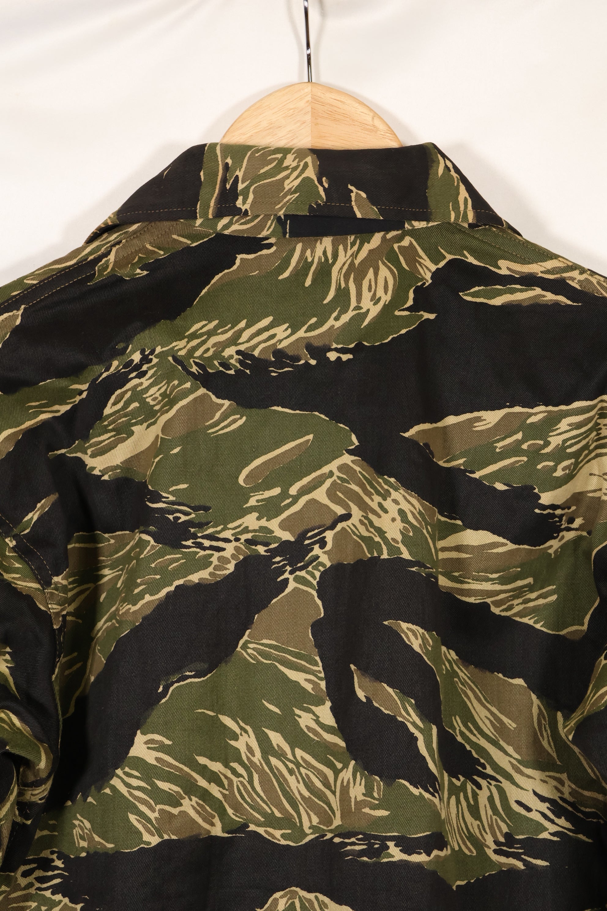 1960年代　デッドストック　A-M　沖縄タイガー　タイガーストライプ　シャツ　Asian Cut