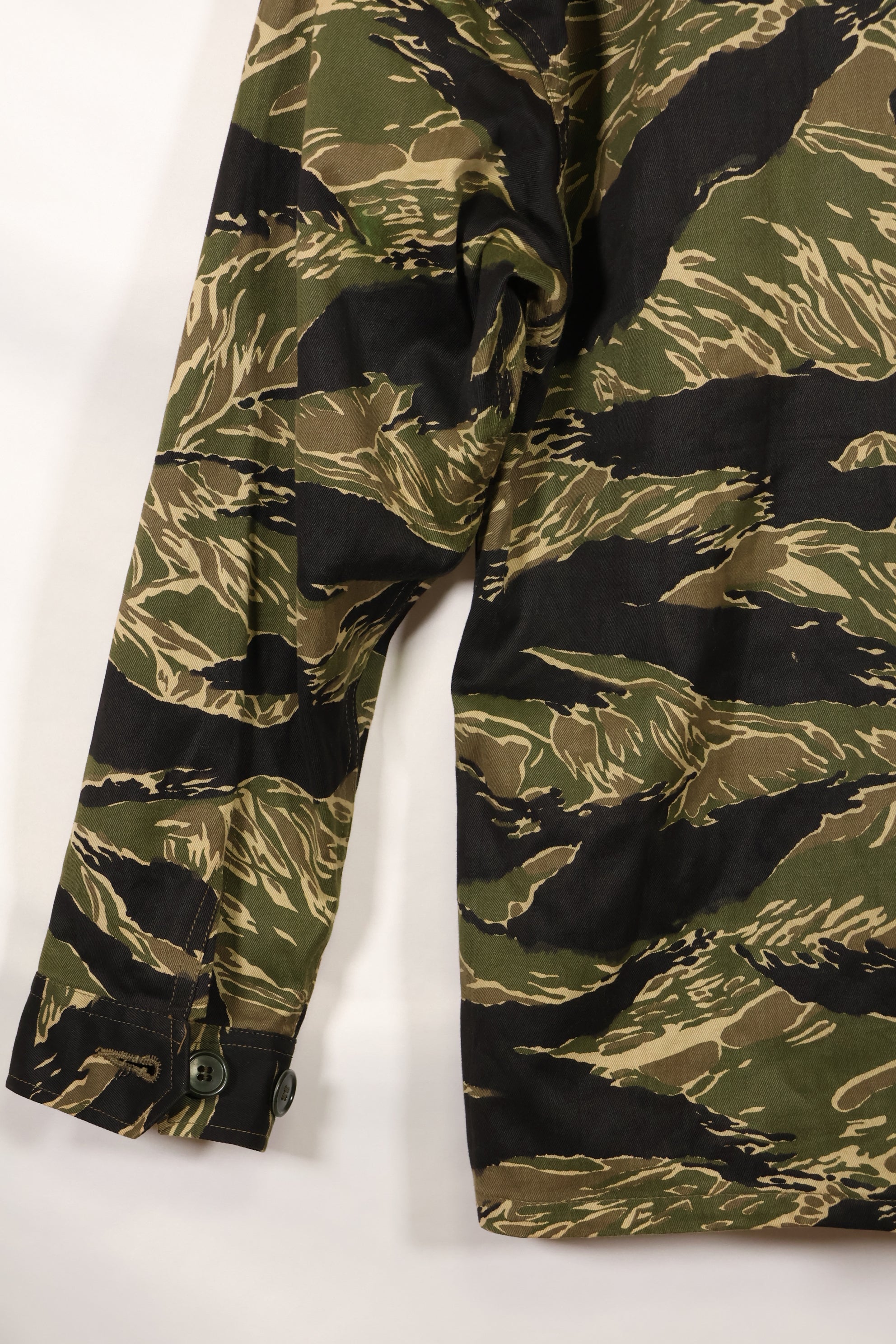 1960年代　デッドストック　A-M　沖縄タイガー　タイガーストライプ　シャツ　Asian Cut