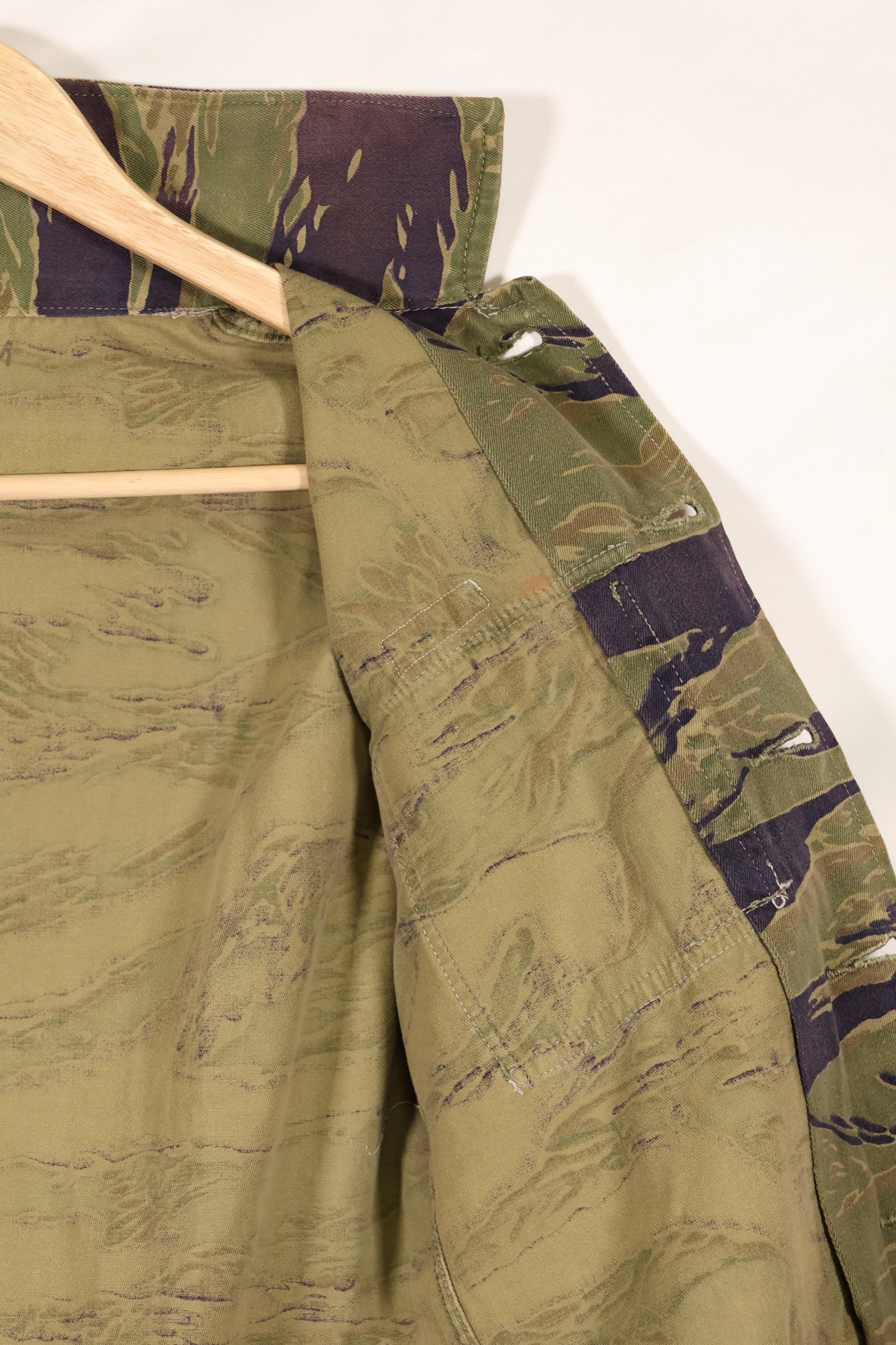 実物　A-M　タイガーストライプ　シャツ　半袖カスタム　ゴールドタイガー派生パターン　中古品　