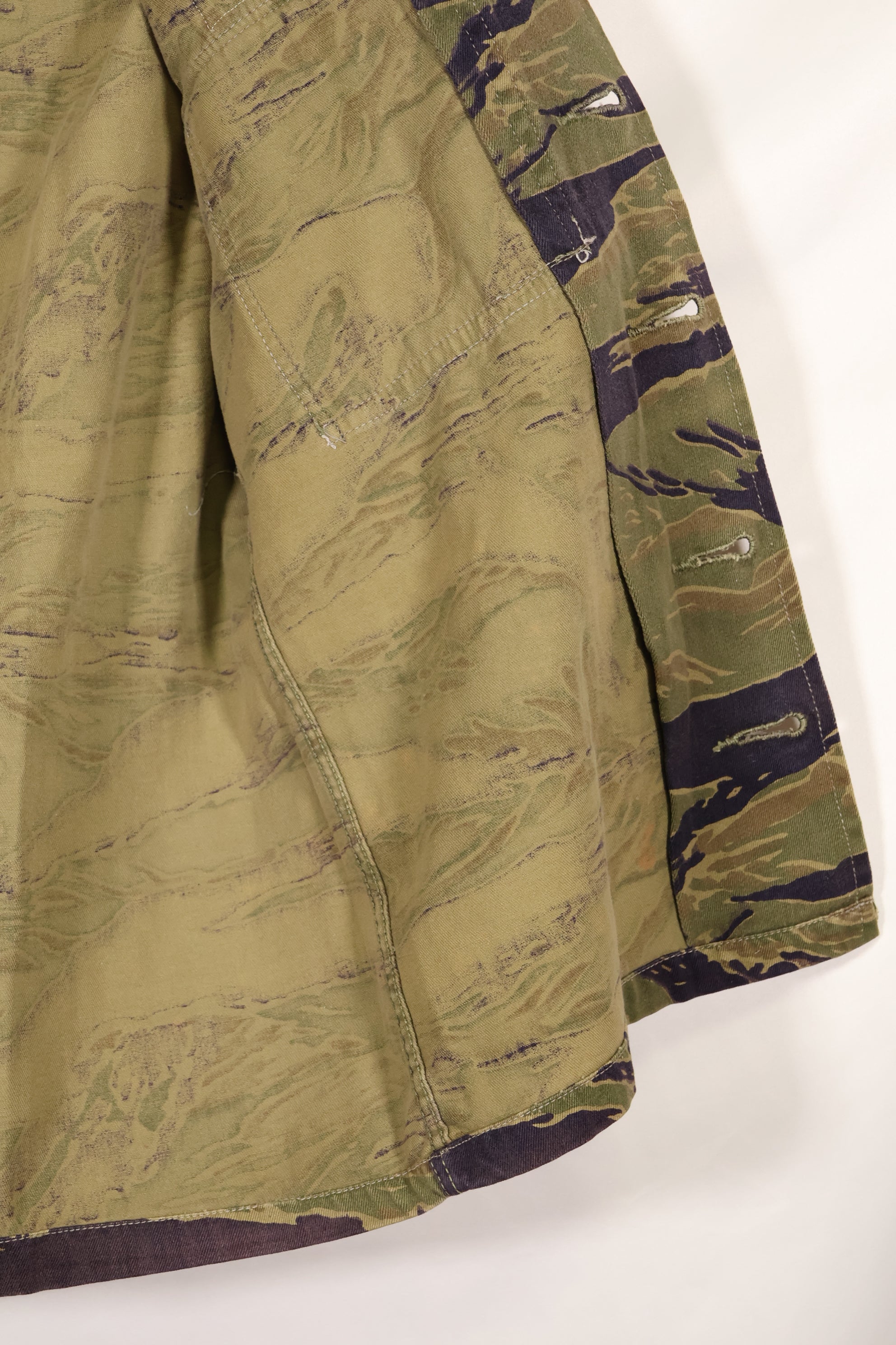 実物　A-M　タイガーストライプ　シャツ　半袖カスタム　ゴールドタイガー派生パターン　中古品　