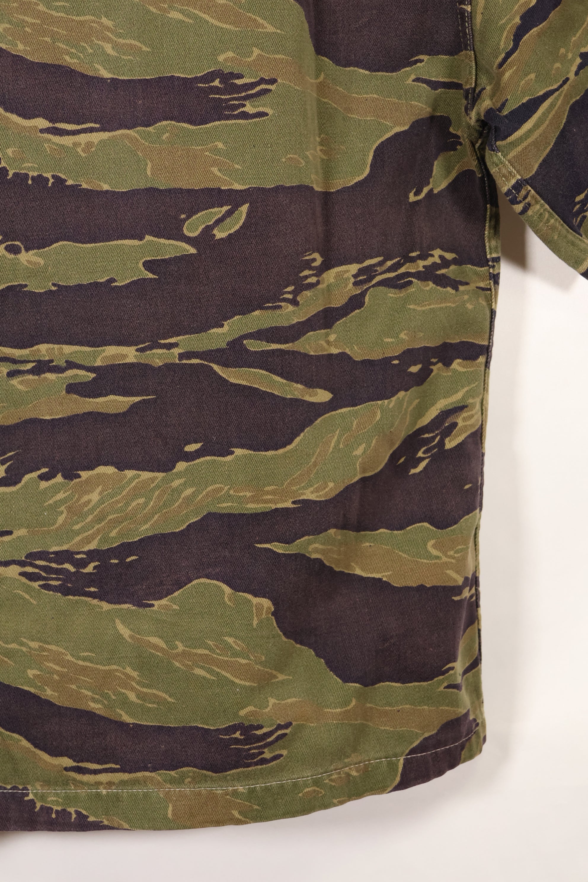 実物　A-M　タイガーストライプ　シャツ　半袖カスタム　ゴールドタイガー派生パターン　中古品　