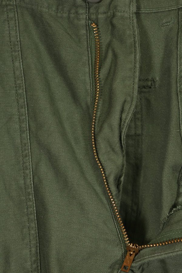 1971 年产 OG-107 实用工装裤，尺码 30 x 31