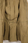 1940s estimated 38 M1942 Airborne jump jacket with button corrosion, good condition, used.
