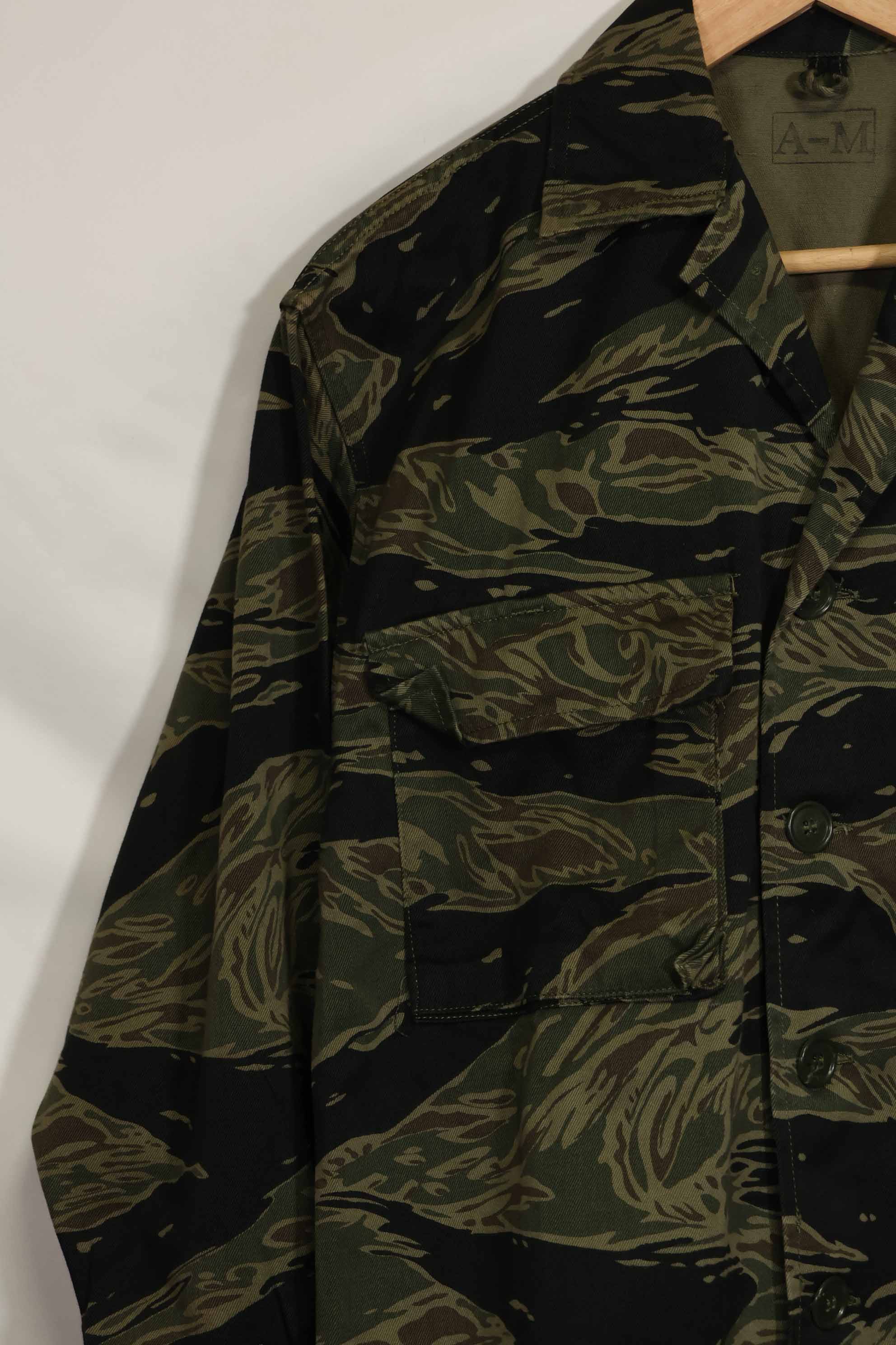 1960年代　シルバータイガー　タイガーストライプシャツ　A-M　状態良い　中古品