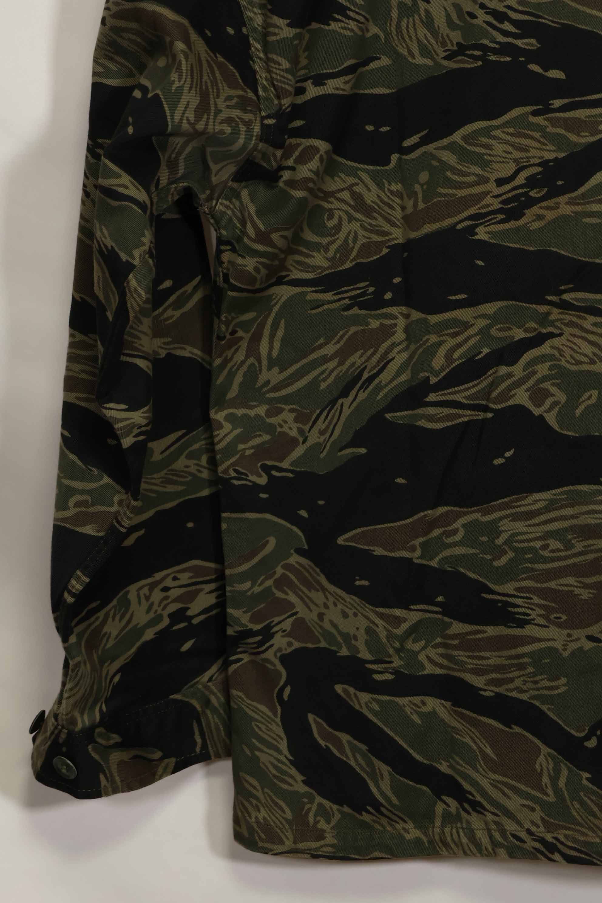 1960年代　シルバータイガー　タイガーストライプシャツ　A-M　状態良い　中古品