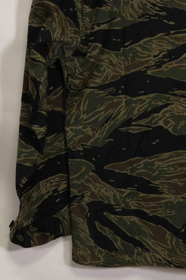 1960年代　シルバータイガー　タイガーストライプシャツ　A-M　状態良い　中古品