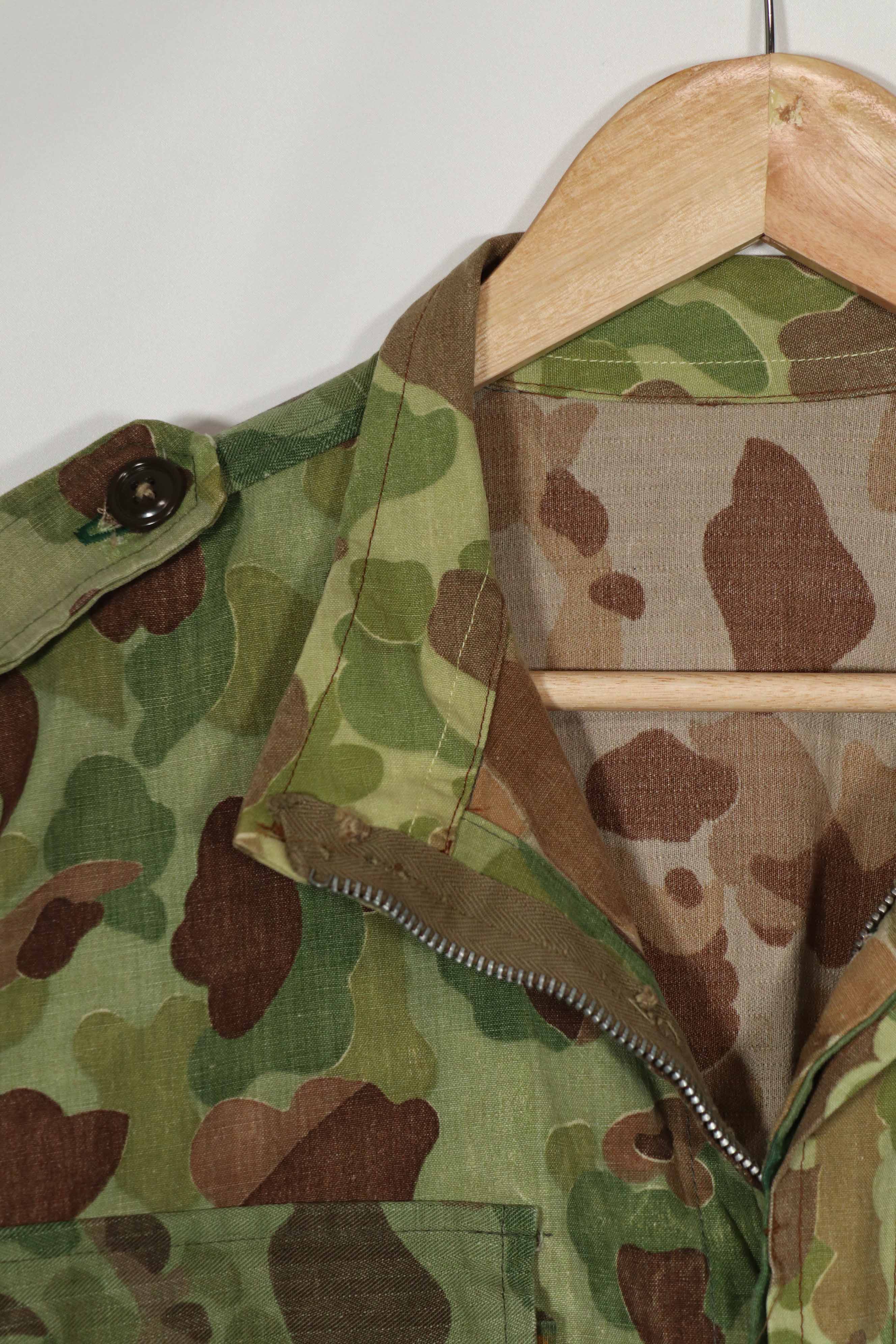 実物生地　フロッグスキン迷彩　フランス軍空挺ジャケット　再現品　ダックハンター　中古品