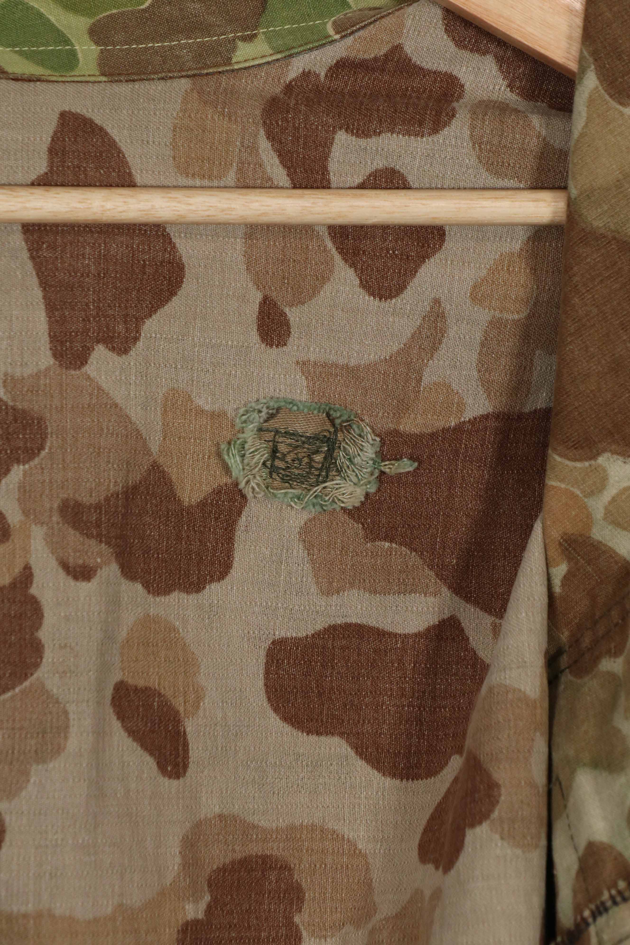 実物生地　フロッグスキン迷彩　フランス軍空挺ジャケット　再現品　ダックハンター　中古品