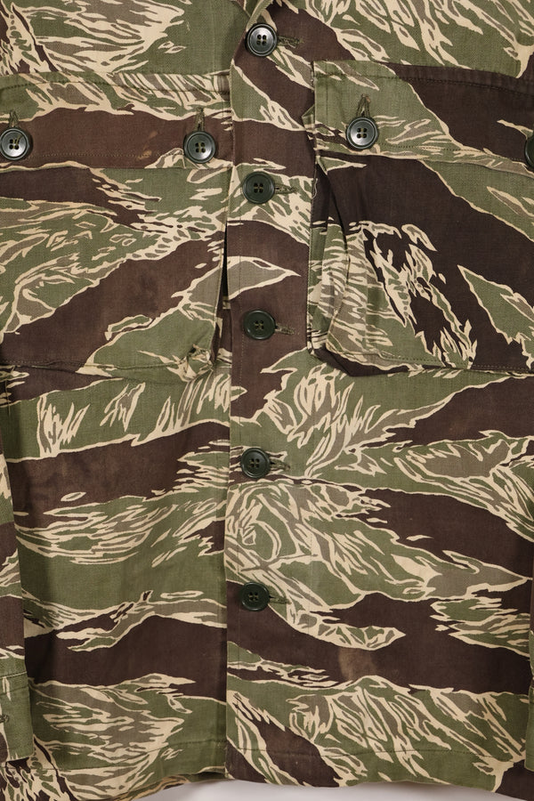 1960年代中頃　USカット　沖縄タイガー　ライムグリーンカラー　タイガーストライプ　シャツ　退色あり　中古品