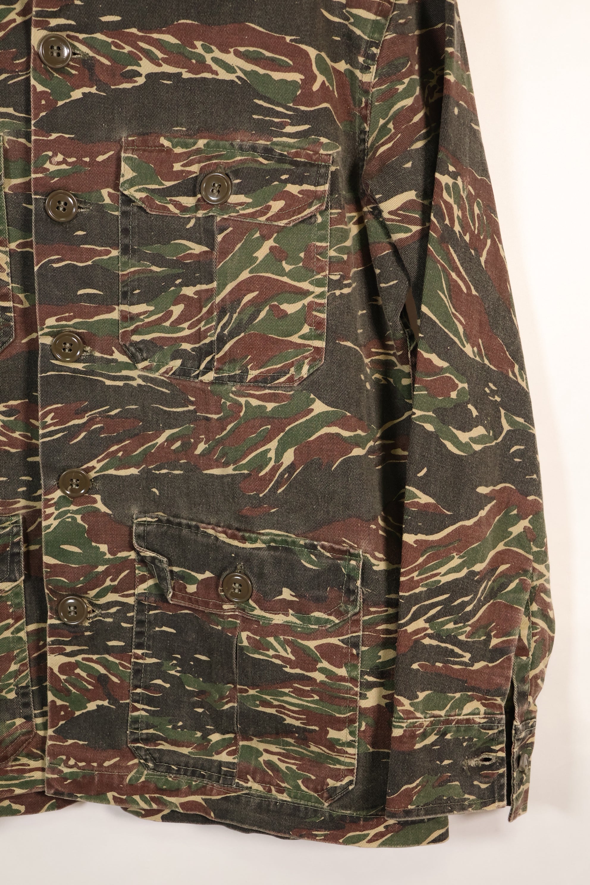 1970s Silver Tiger Tiger Stripe Shirt Tie Tiger 4 Pockets Used