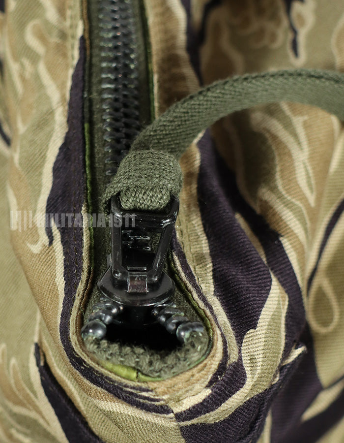 【再販】MILITARIA 1911 ゴールドタイガーストライプ　1960〜70年代型　ヘルメットバッグ