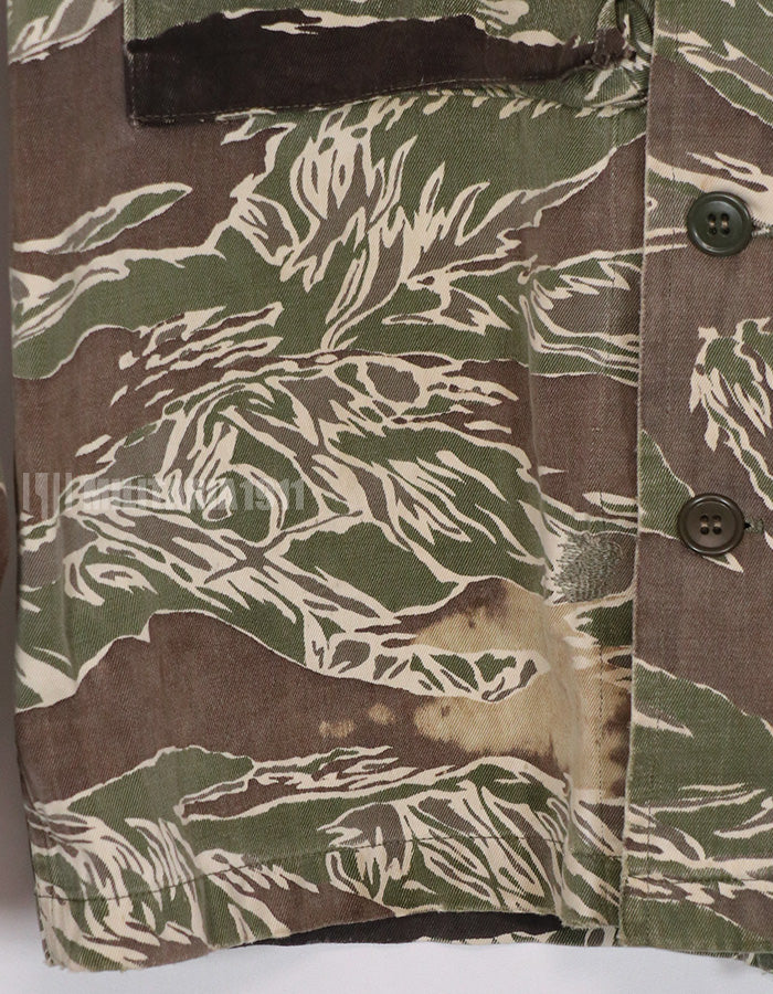 実物　沖縄タイガー　USカットジャケット　退色あり　白い印象あり　補修あり