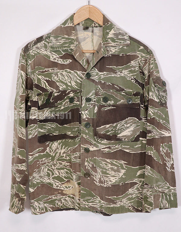 実物　沖縄タイガー　USカットジャケット　退色あり　白い印象あり　補修あり