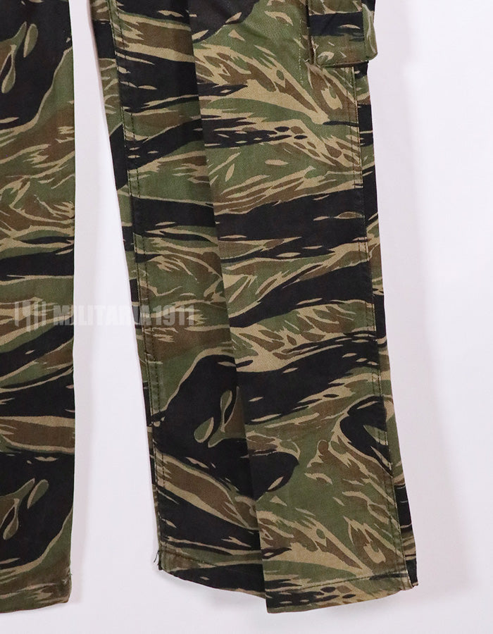 真贋不明　シルバータイガーストライプ　バリエーション違い？　US-Sサイズ