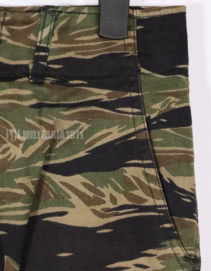 真贋不明　シルバータイガーストライプ　バリエーション違い？　US-Sサイズ