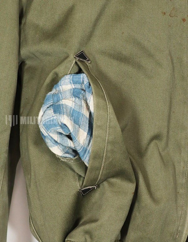 20世纪50年代本地制造的油罐车夹克，二手，有污渍