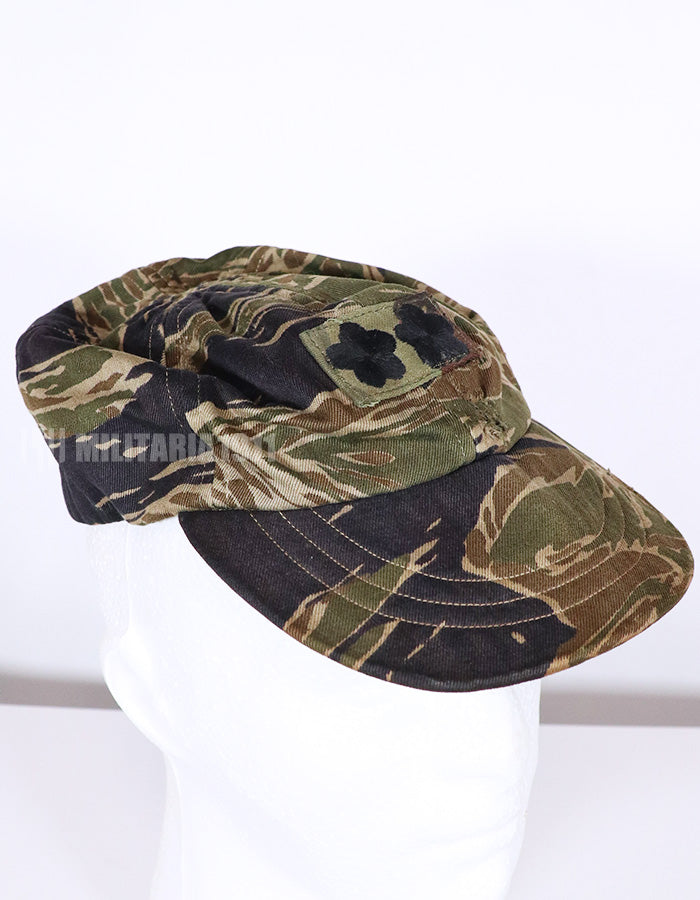 Real Fabric Replica Silver Tiger Stripe Baseball Cap Size Small