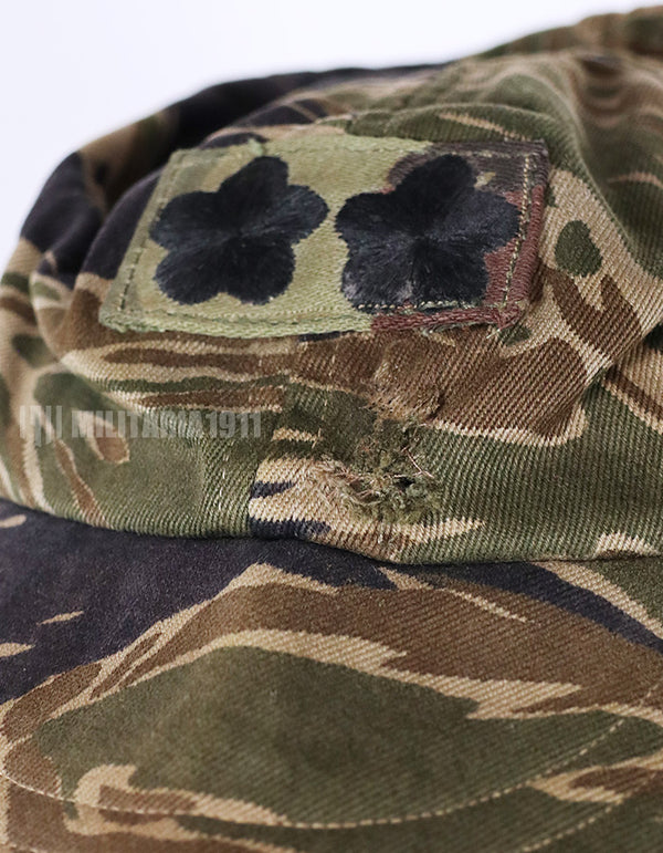 Real Fabric Replica Silver Tiger Stripe Baseball Cap Size Small