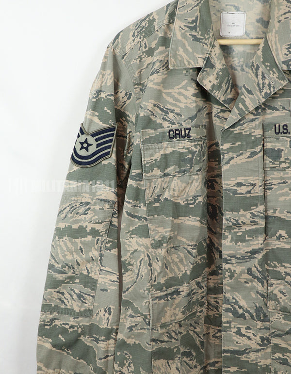 実物　アメリカ空軍　ACP ABU ジャケット　パッチ付き A