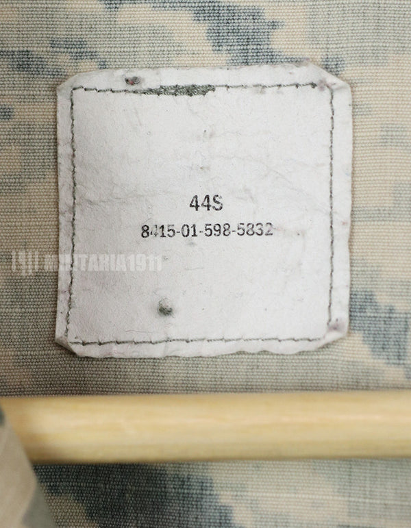 実物　アメリカ空軍　ACP ABU ジャケット　パッチ付き A