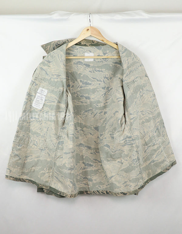 実物　アメリカ空軍　ACP ABU ジャケット　パッチ付き A