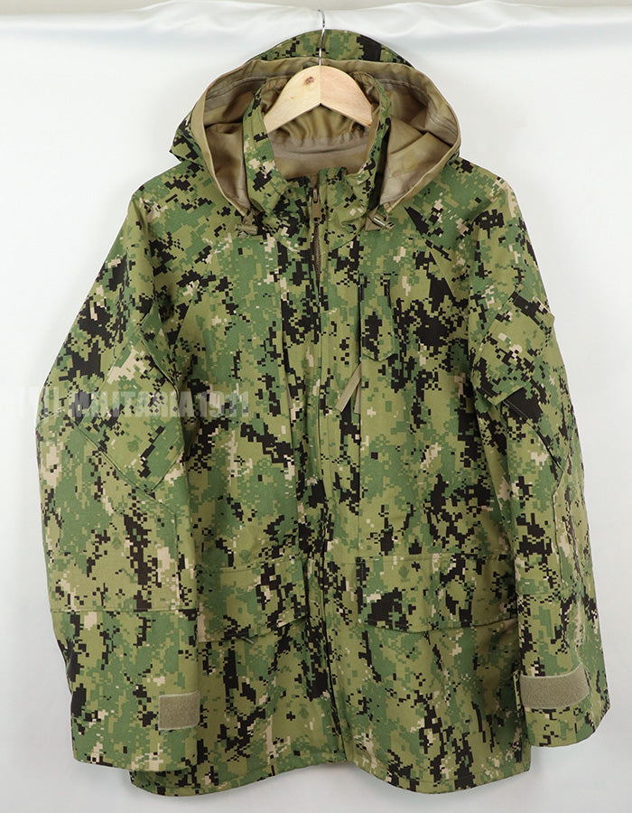 実物　アメリカ軍放出品　アメリカ海軍　NWU TYPE III　ウォーキングパーカー