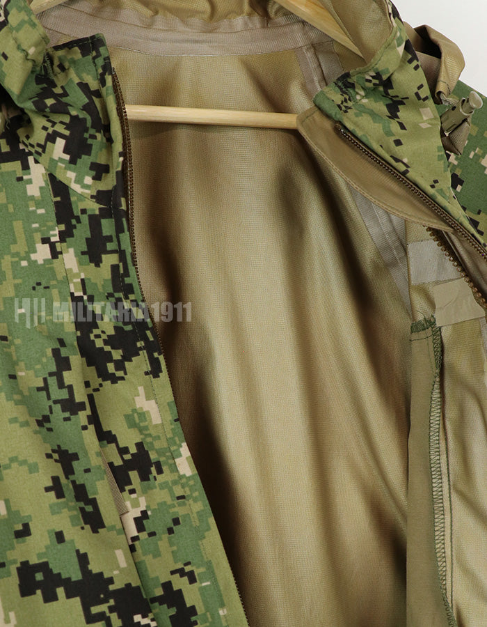実物　アメリカ軍放出品　アメリカ海軍　NWU TYPE III　ウォーキングパーカー
