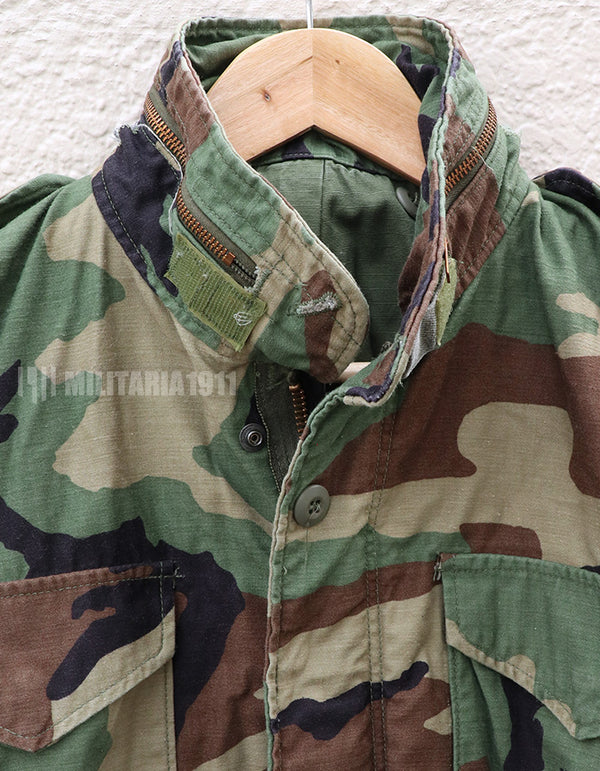アメリカ軍　M65フィールドジャケット　ウッドランド迷彩　1983年製 B