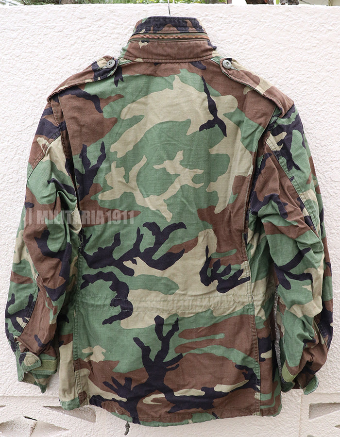 アメリカ軍　M65フィールドジャケット　ウッドランド迷彩　1983年製 B