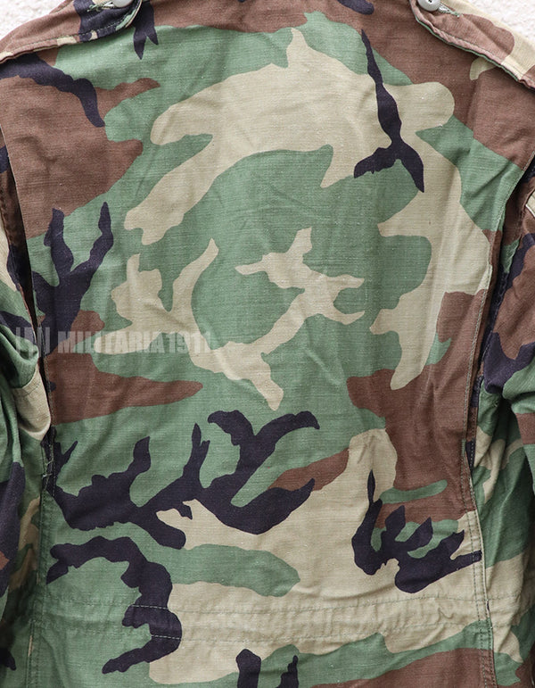 アメリカ軍　M65フィールドジャケット　ウッドランド迷彩　1983年製 B
