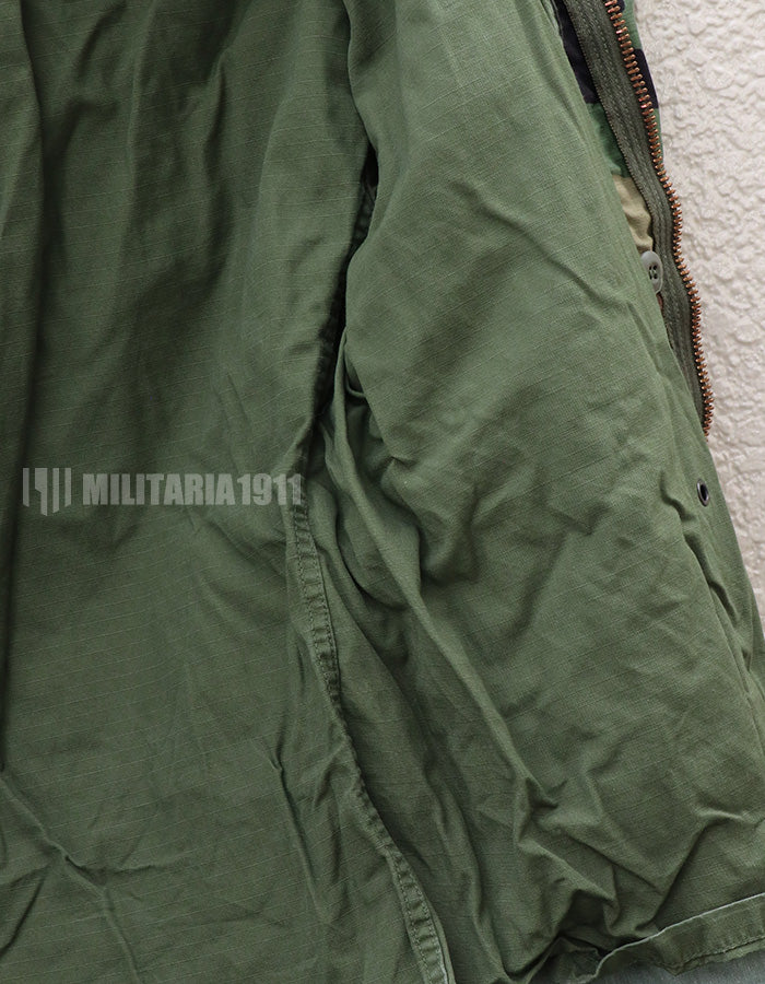 アメリカ軍　M65フィールドジャケット　ウッドランド迷彩　1983年製 B