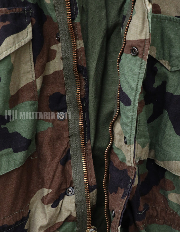 アメリカ軍　M65フィールドジャケット　ウッドランド迷彩　1983年製 B