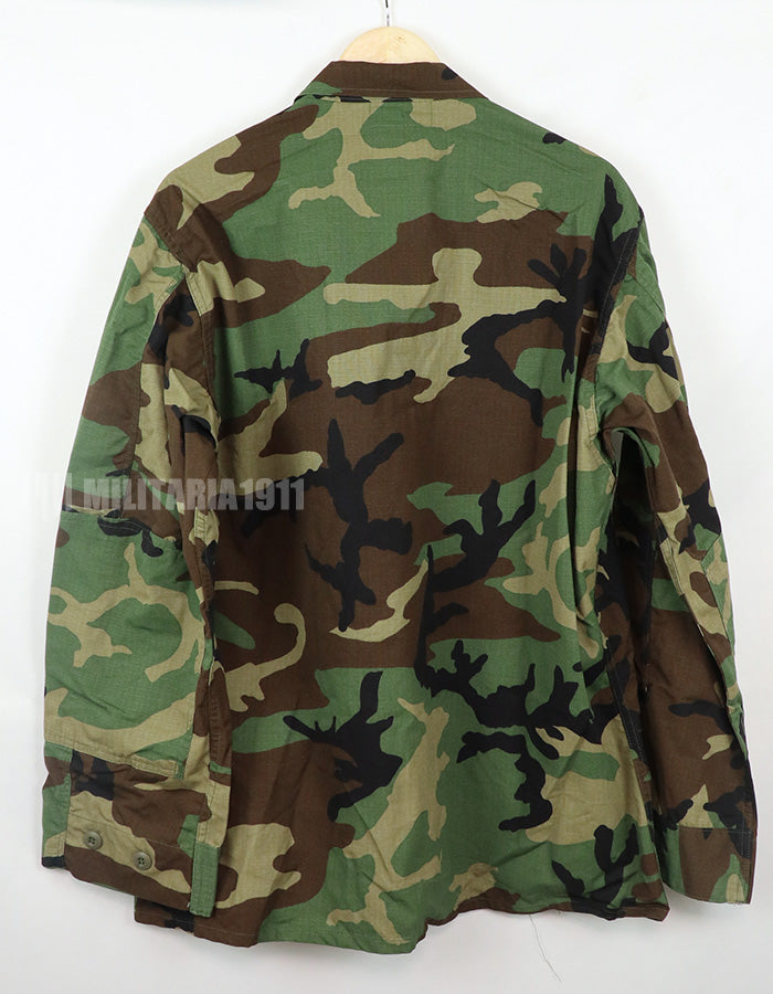 実物　アメリカ陸軍　ウッドランド迷彩　ジャケット　2000年製　パッチ付き